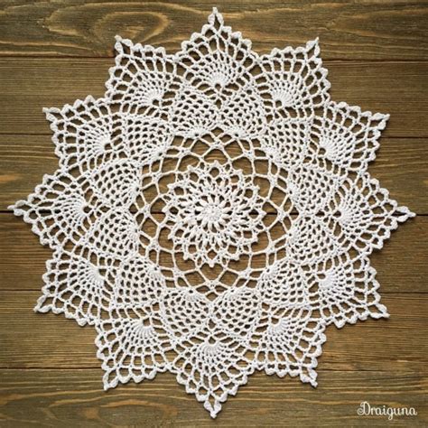 35 Awesome Free Crochet Oval Tablecloth Patterns