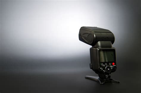 12 Best Camera Flashes For Dslr