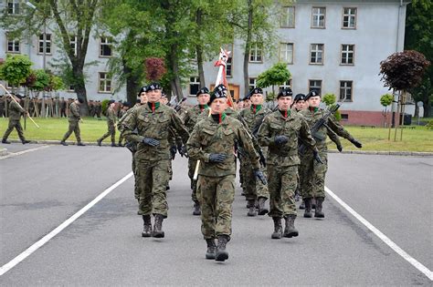 RUSZA DOBROWOLNA ZASADNICZA SŁUŻBA WOJSKOWA W 23 PA 11 LDKPanc