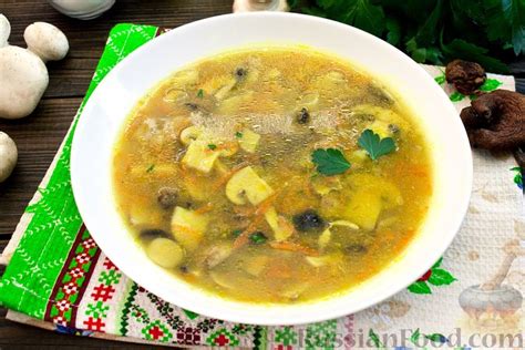 Рецепт: Суп с шампиньонами, сушёными опятами и кукурузной крупой на ...