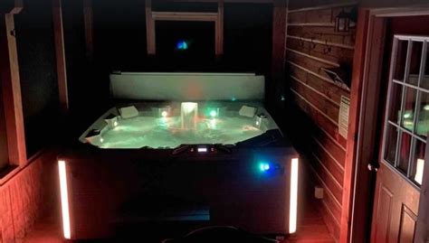 The 24 Best Cabins With Hot Tub In Indiana 🛁 2025