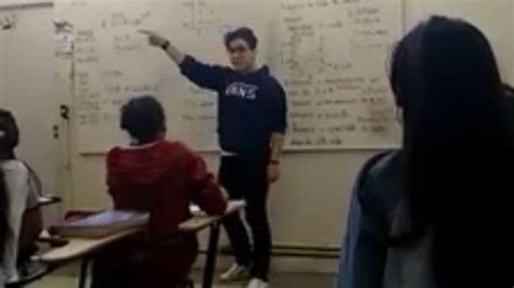 Estudante gay manda recado para colegas homofóbicos Sou viado mesmo e vou ser muito viado