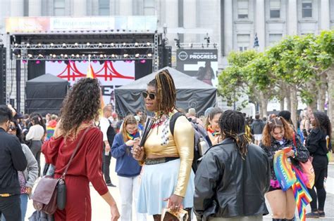 Participantes Do Festival Do Orgulho Gay Na Onu Quadra Francisco Ca