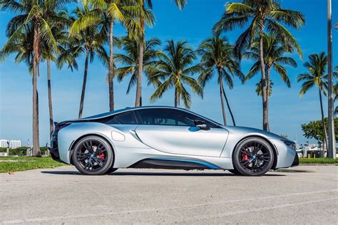 BMW I8 Silver – YachtDay