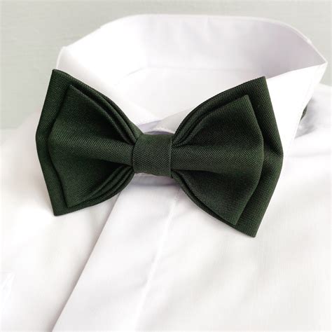 Hunter Green Bow Ties For Men Groomsmen Bow Tie Emerald Green Etsy