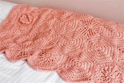 Crochet Hexagon Blanket Pattern - Pick & Mix - Burgundy and Blush