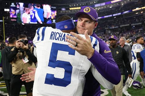 Vikings Hc Kevin Oconnell Shares Words Of Encouragement With Colts Qb Anthony Richardson