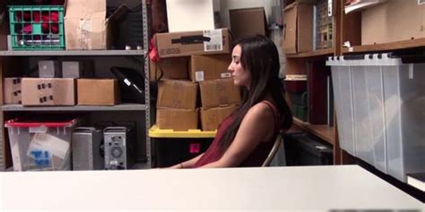 Jade Amber Gets Caught Shoplifting Rosyln Belle Jade Ambers Linda Blonde Tnaflix