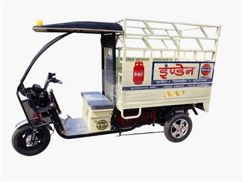 Lpg Gas Cylinder Battery Operated E Rickshaw Loader At Best Price In