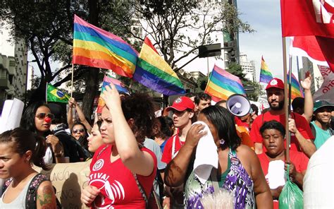 G1 Confronto Entre Policiais E Ativistas Marca Protesto 70 Mil Em