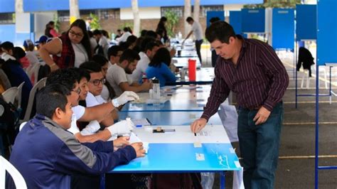 Guatemala Celebra Segunda Vuelta Electoral En Un Momento De Alta Tensión