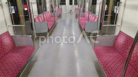 電車 地下鉄 車内 No 22726737｜写真素材なら「写真ac」無料（フリー）ダウンロードok