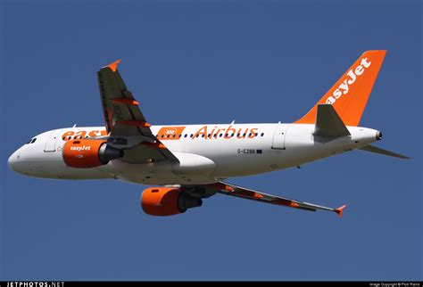 G EZBR Airbus A319 111 EasyJet Piotr Rams JetPhotos