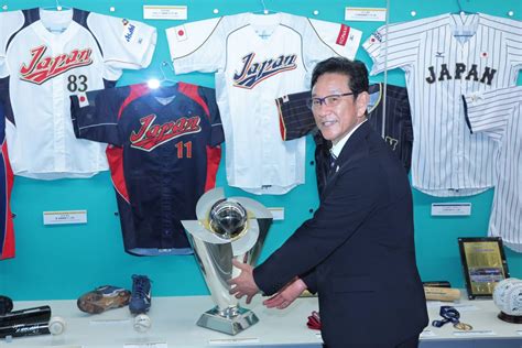 Npb Notebook Samurai Japan Assembling A Dream Team For The World