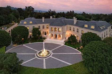 The Biggest Mansions In America Will Make Your Head Spin