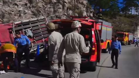 Volcamiento De Bus Deja Dos Muertos Y Varios Heridos En Carretera Al Sur