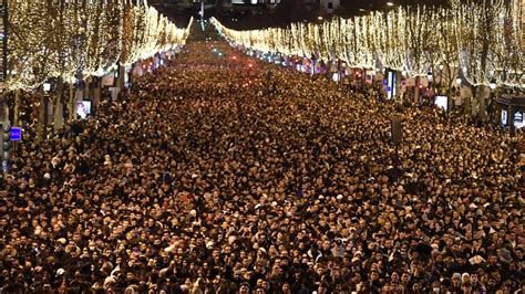 Nouvel An Un Million De Personnes Sur Les Champs Elys Es Selon La