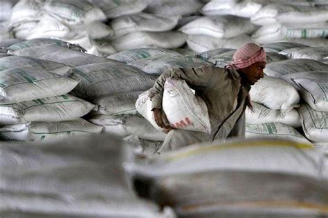 UltraTech Cement Q4 Profit Surges 35 To Rs 2 258 6 Cr Rediff Moneynews