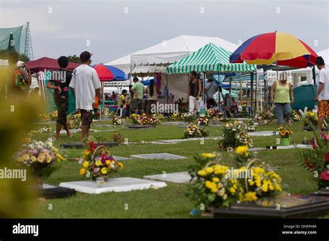 Cebu City Philippines November 1st 2013 All Saints Day In The Stock