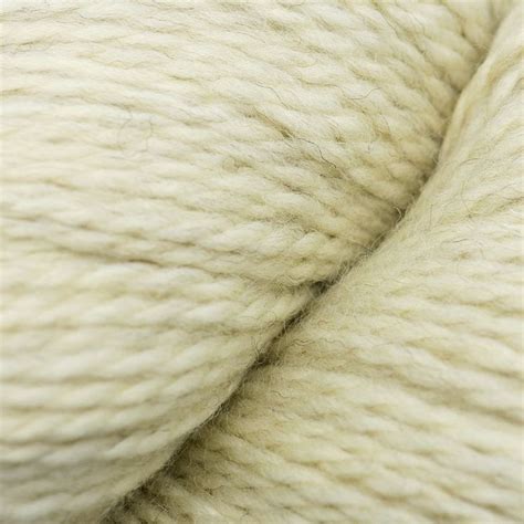 closeup  white yarn texture  knitting