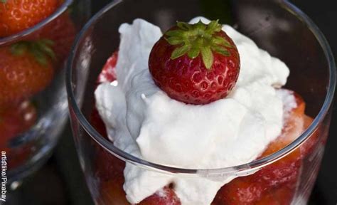 Cómo hacer fresas con crema un delicioso postre tradicional Vibra