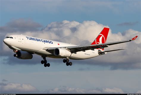 TC JOZ Turkish Airlines Airbus A330 243F Photo by Horváth Gábor ID