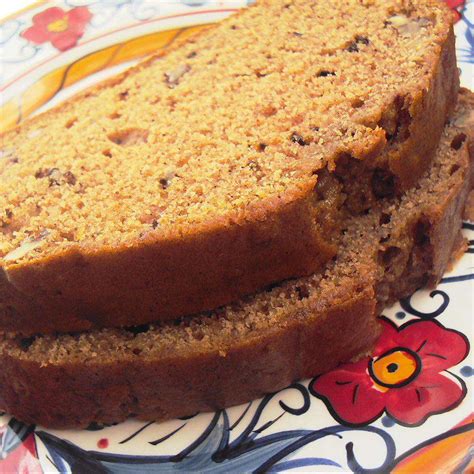 Yummy Applesauce Bread Recipe