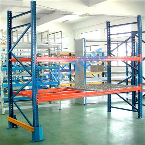 Industrial Warehouse Pallet Storage Racking dividers included in system