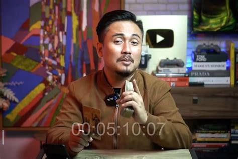 Lewat Tarot Denny Darko Ramal Nasib Para Affiliator Binary Option