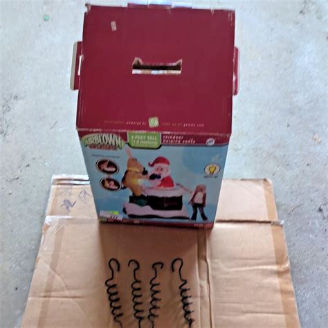 Gemmy Christmas Airblown Inflatable Animated Reindeer Helping Santa 6 ...