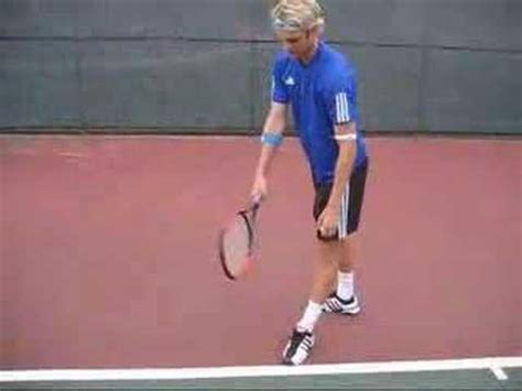 How to perform a tennis serve - Tennis - All you need to turn into a Tennis Champ