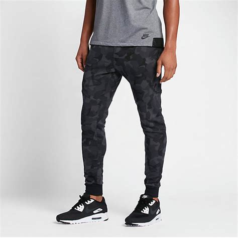 Nike Sportswear Tech Fleece Graphic Joggers