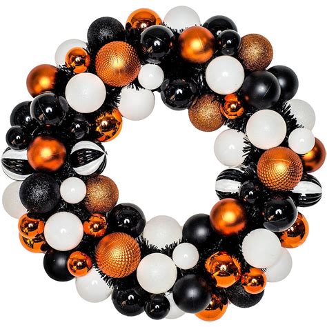 40 Spooky And Festive Halloween Wreaths Popsugar Home