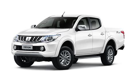 2015 Mitsubishi Triton Makes World Premiere Photos 1 Of 13