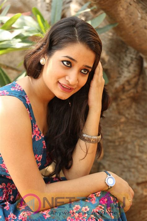 Telugu Actress Santoshi Sharma Hot Sexy Stills Galleries HD Images