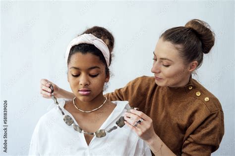 sustainable fashion designer create fashion pieces  eco friendly