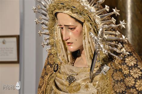 Besamanos a Nuestra Señora y Madre del Socorro Semana Santa de Málaga