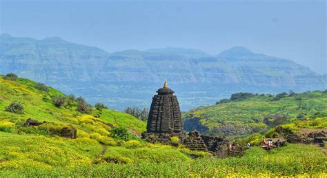 Harishchanragad And Kokankada Trek Mumbai Mountain Hikers