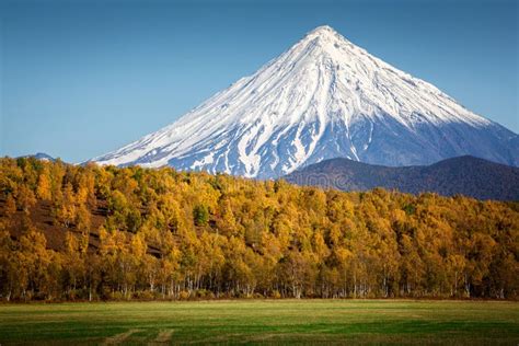 Koryaksky Volcano Kamchatka Stock Photo Image Of Kamchatka Panorama