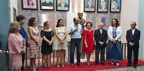 UVA Inaugura Busto Em Homenagem Ao Reitor Teodoro Soares No Campus