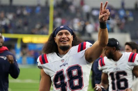 Report: Pats sign LB Jahlani Tavai to 2-year extension - National ...