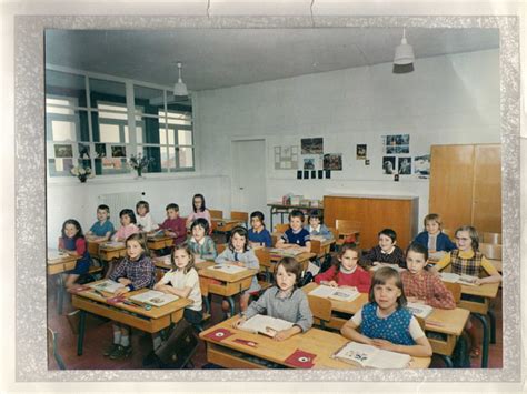 Photo de classe CE1 de 1971 Ecole Fréderic Mistral Copains d avant