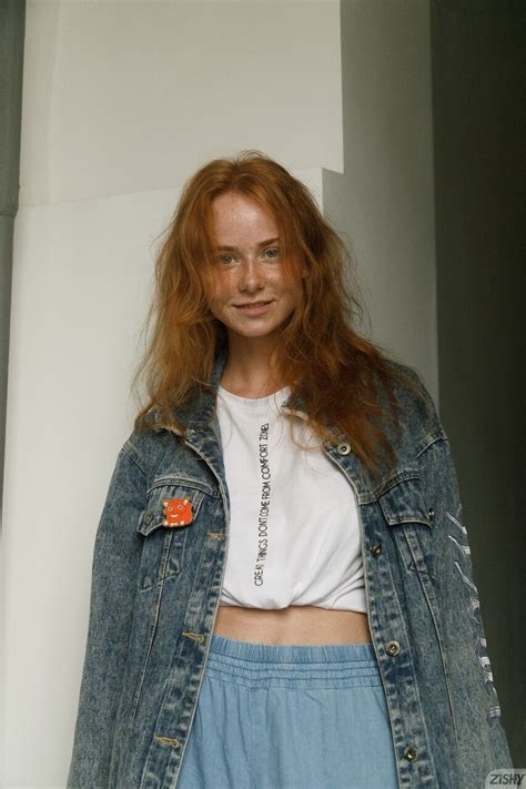 Zishy Performed By Farran Leclair Naked Photos CoedCherry