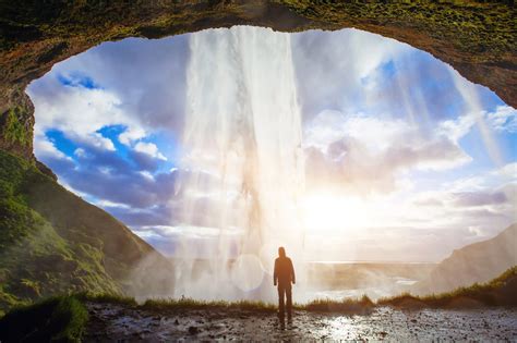 The tradition of the St Ivo Iceland trip - Rayburn Tours