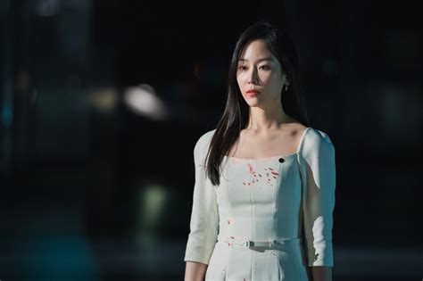 Seo Hyun Jin Berlumuran Darah Dalam Teaser Drama Romantis Misteri Baru