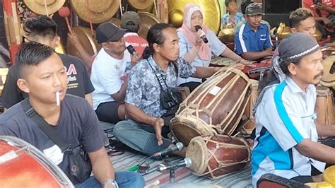 Live Ebeg Wahyu Turonggo Sapto Ebeg Di Karang Nanas Youtube