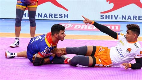 Puneri Paltan Vs Gujarat Giants In Match Of Pro Kabaddi Season