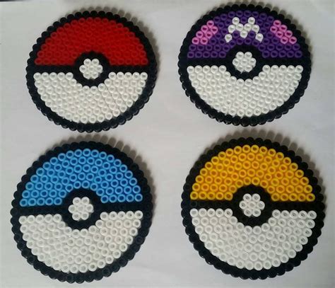 Pokeball 8.5x8.5cm Pokemon Perler Hama Bead | Basteln bügelperlen