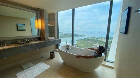 Marina Bay Sands Suite Room