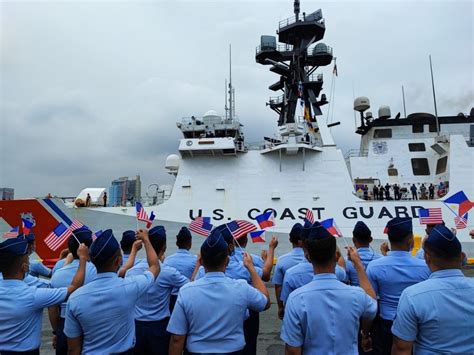 U S Coast Guard Cutter Exercises With Philippine Coast Guard